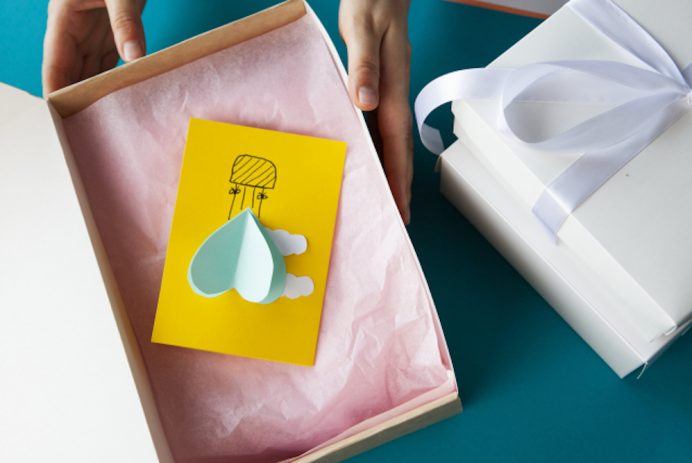 ギフトボックス